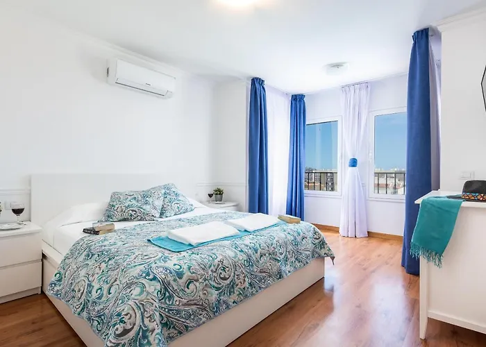 Beautiful Sahara, Bbq * Адехе