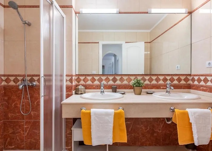 Beautiful Sahara, Bbq Costa Adeje (Tenerife)